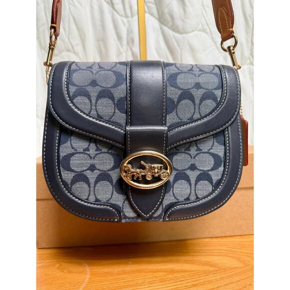 NWOT Coach Signature Denim Shay Saddle Bag Navy Leather Horse & Carriage – Small - Picture 2 of 11